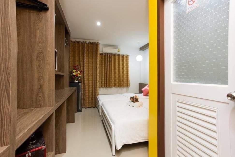 Anh Anh Homestay Банкок Екстериор снимка